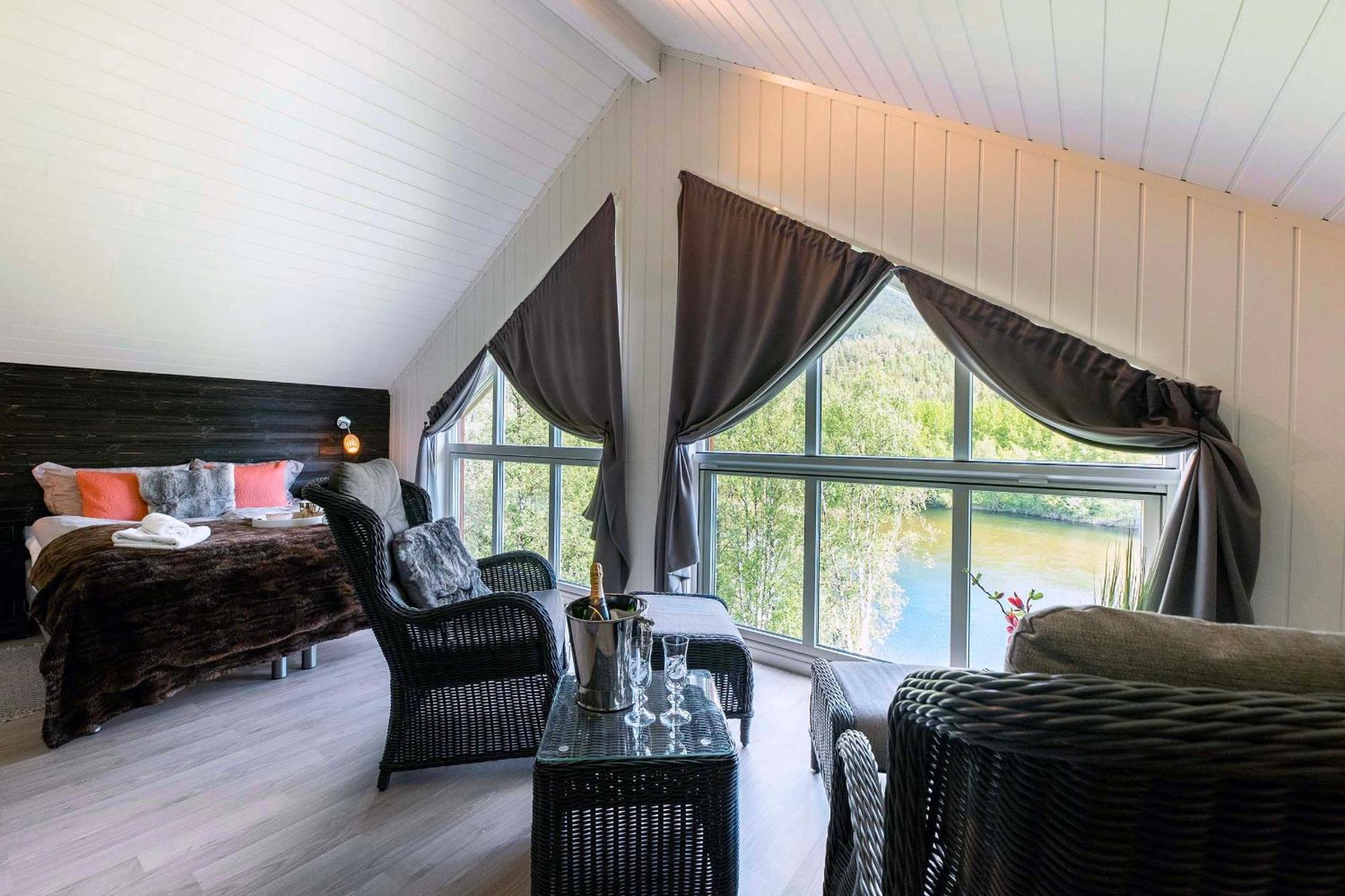 Reisa Lodge Storslett المظهر الخارجي الصورة
